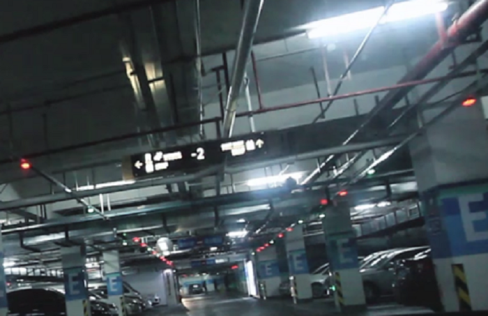 智慧停车之车位引导及反向寻车解决方案